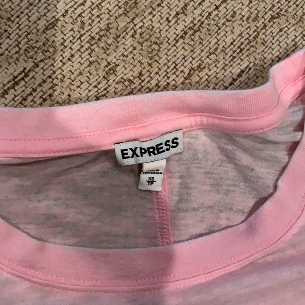 Express Tee - Picture 2 of 4
